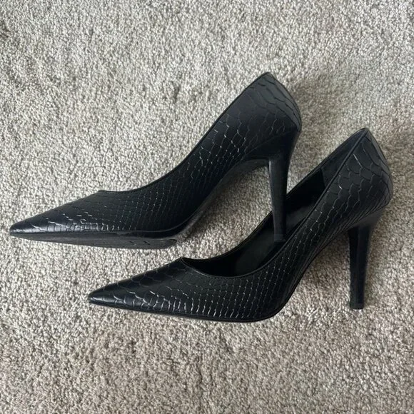 Lauren Ralph Lauren Black Snake Skin Embossed Pump Heel Pointed Toe Classy - Picture 5 of 9
